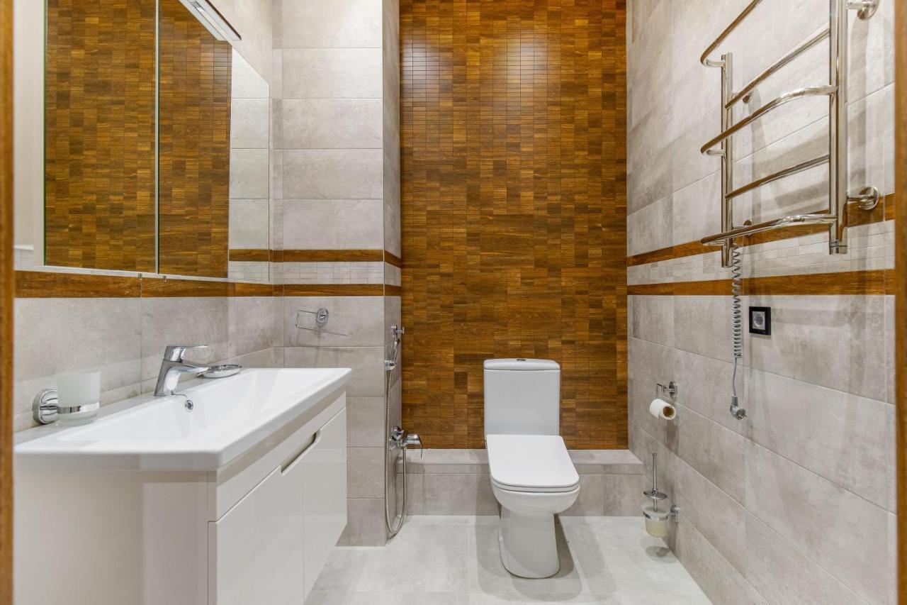 Sea Symphony Wood Style Apartment Odessa Exterior foto